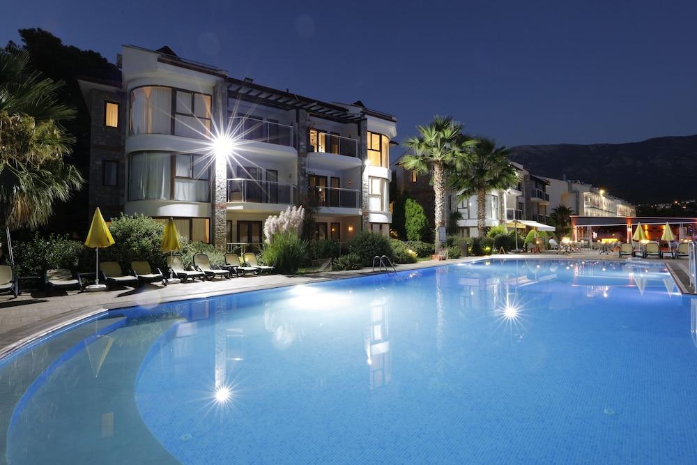 Golden Life Heights Deluxe Suite Hotel - Adult Only Oludeniz Exterior foto